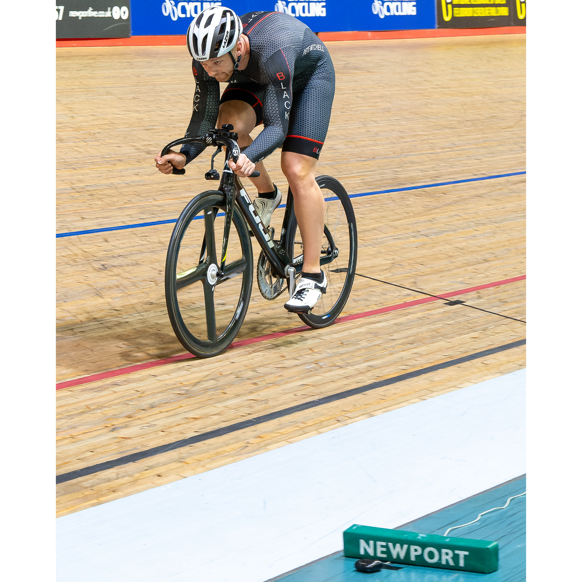 aerodrome precise timing on track during veldrome aerodynamic test with elite cyclist